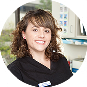 Danielle, Reg­is­tered Den­tal Assistant at Berkeley Periodontics & Dental Implants